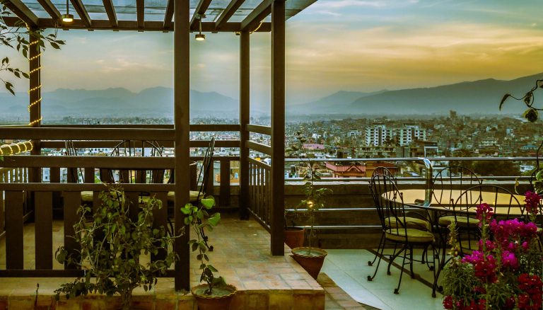 airport hotel garden terrace1